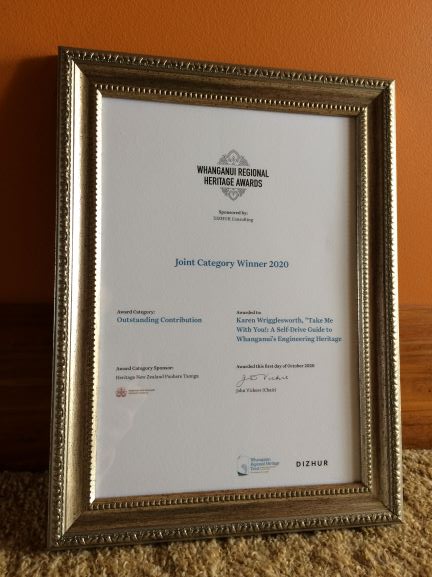 This image has an empty alt attribute; its file name is winner-certificate_small.jpg